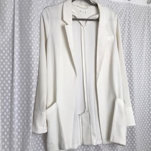 Gentle Fawn white open front flowy blazer